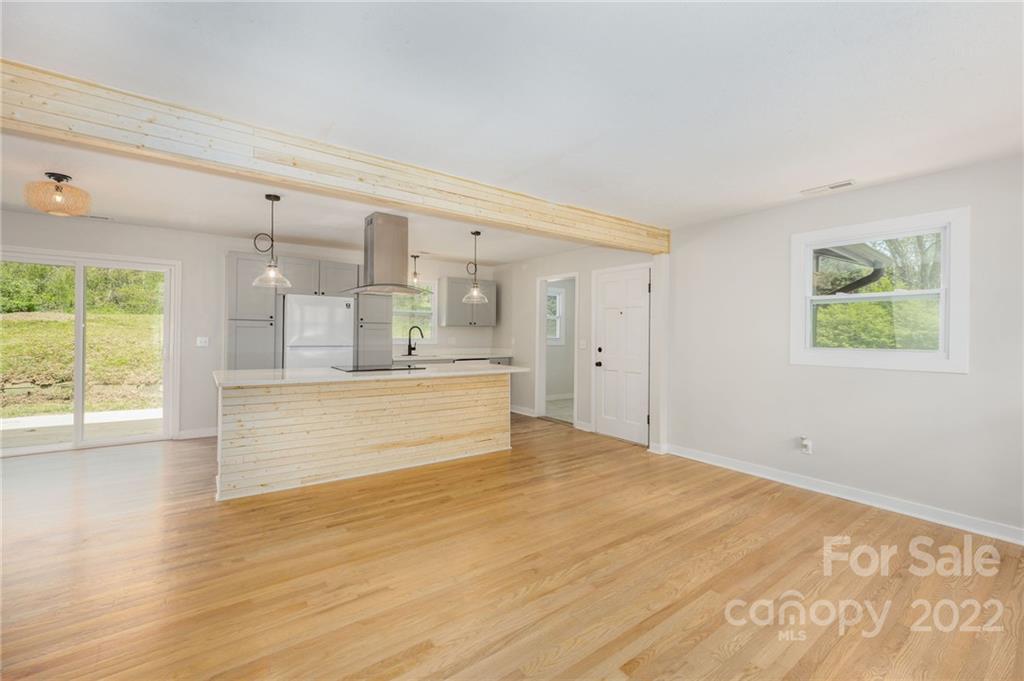 19 Cub Road Asheville, NC 28806 - Photo 11 of 23 Gallery Image 11
