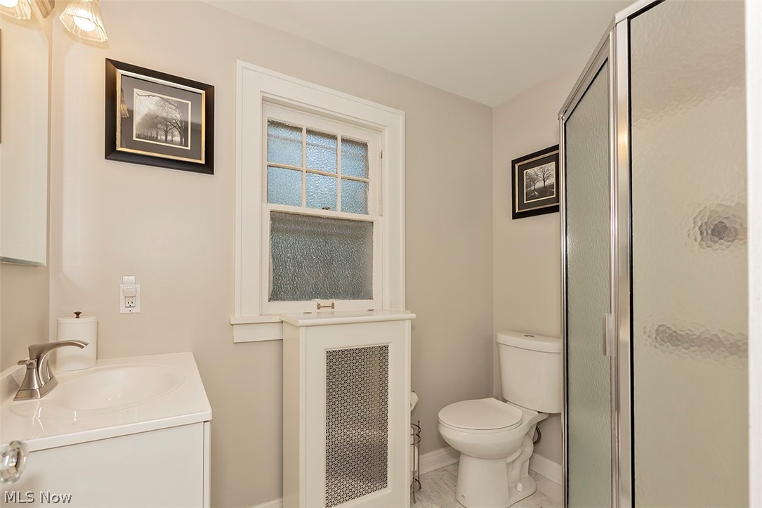 3239 Warrington Road Cleveland, OH 44120 - Photo 23 of 27