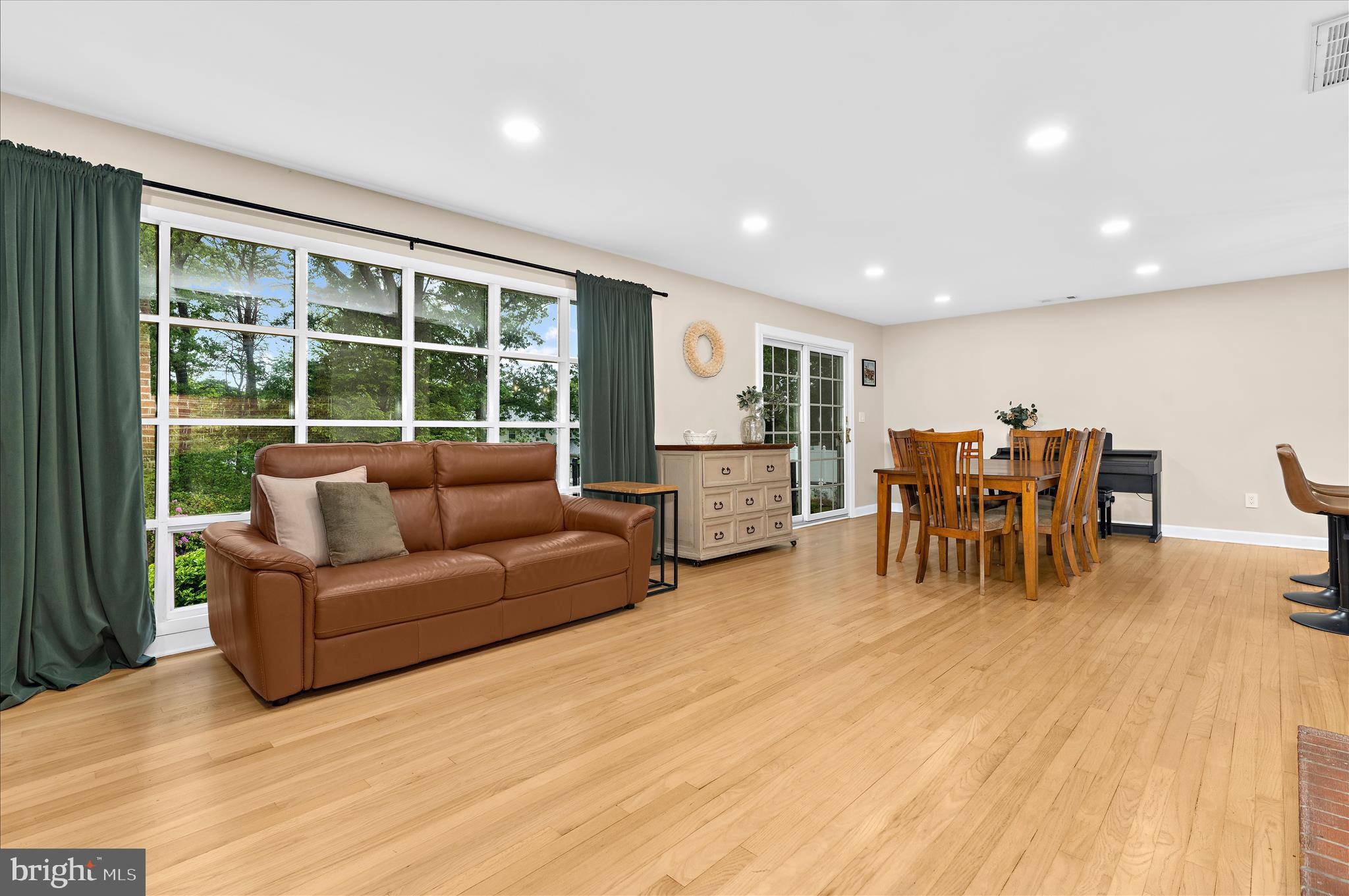 748 Evergreen Road Severn, MD 21144 - Photo 5 of 39