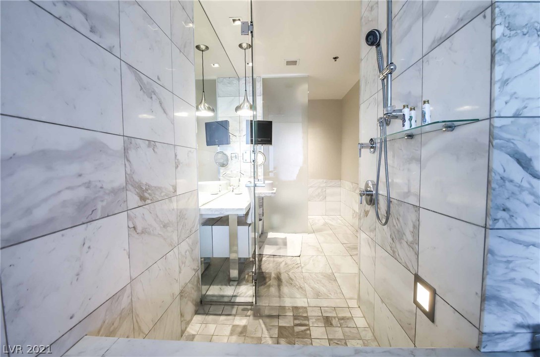4381 West Flamingo Road, Unit 19305 Las Vegas, NV 89103 - Photo 9 of 25