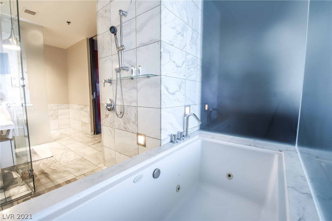 4381 West Flamingo Road, Unit 19305 Las Vegas, NV 89103 - Photo 10 of 25