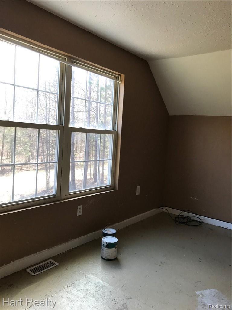 3765 Rowland Road Vassar, MI 48768 - Photo 25 of 39 IMG_1164.JPG