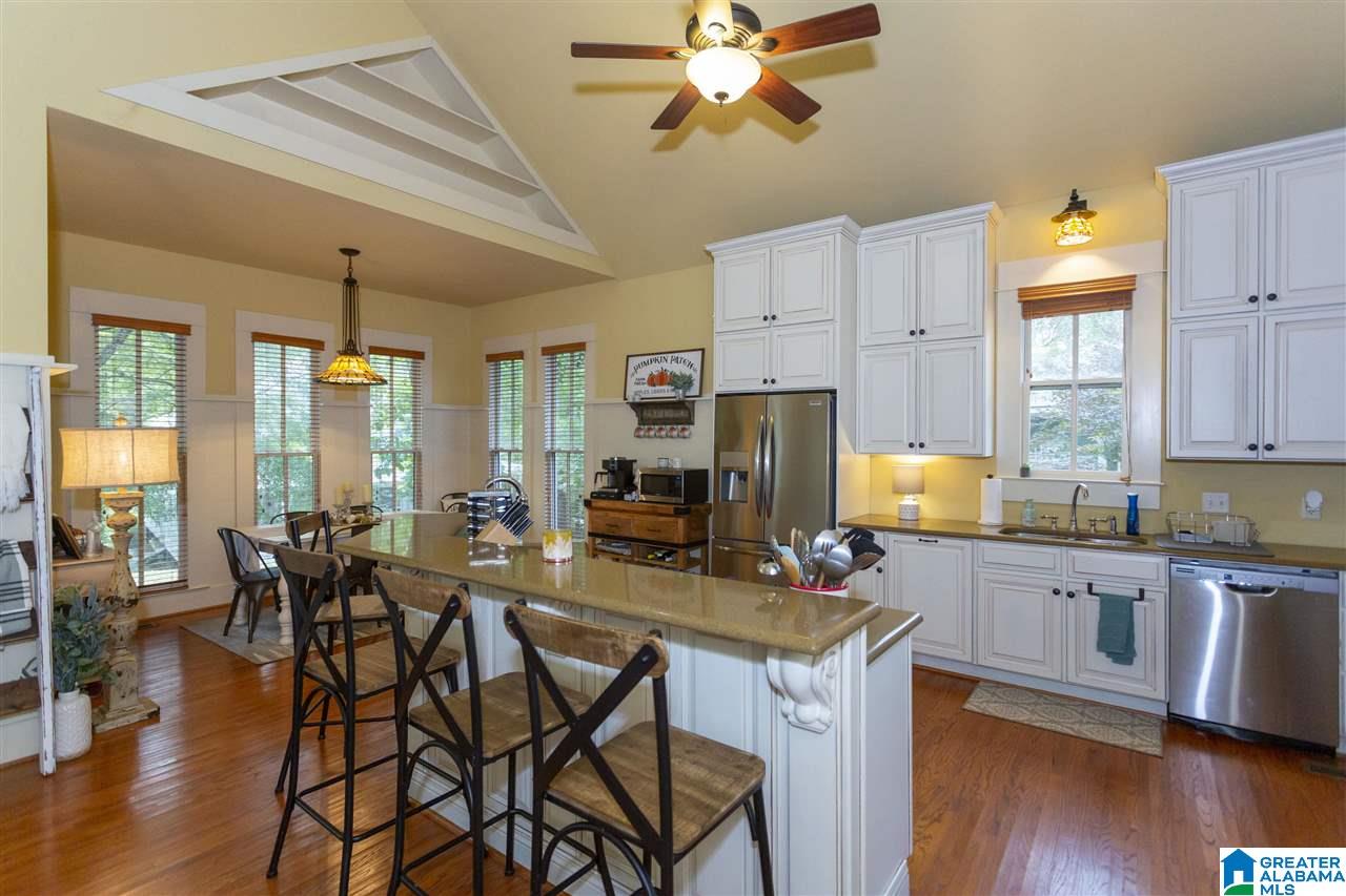 166 Oak Circle Hayden, AL 35079 - Photo 17 of 43