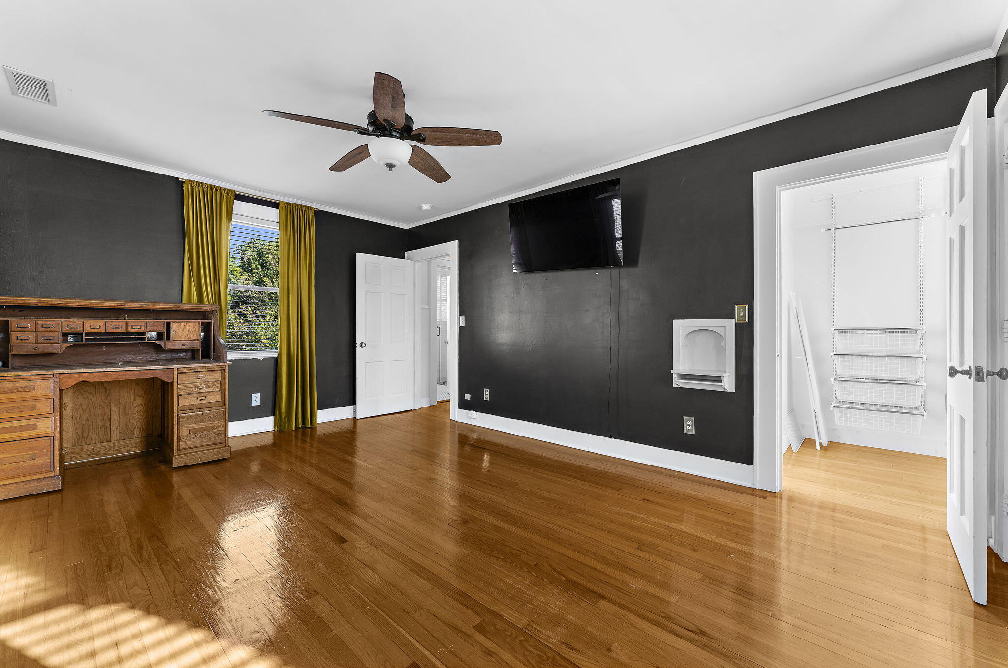 208 Gordon Street Charleston, SC 29403 - Photo 26 of 51 208 Gordon Street-135