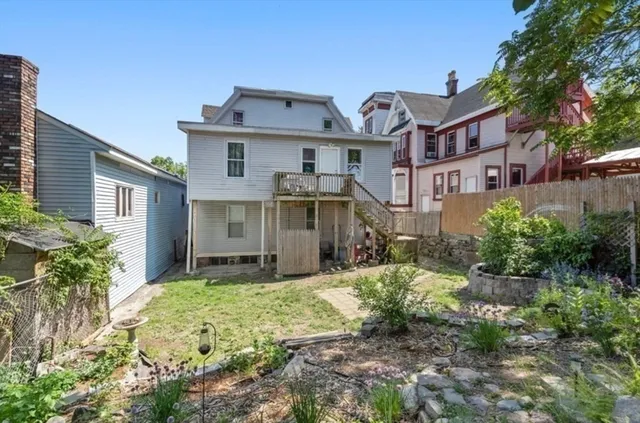 $2,600 | 155 Summer Street, Unit 155, Lowell, MA 01852