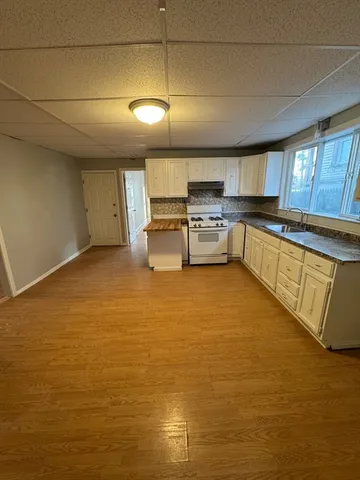 $2,600 | 155 Summer Street, Unit 155, Lowell, MA 01852