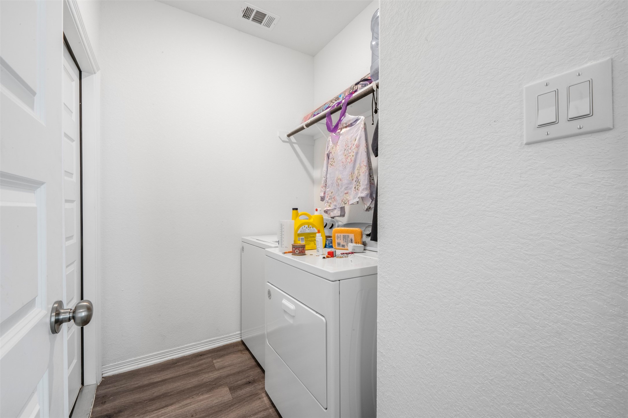 21214 George Vancouver Court Porter, TX 77365 - Photo 20 of 33 a utility room with dryer and washer