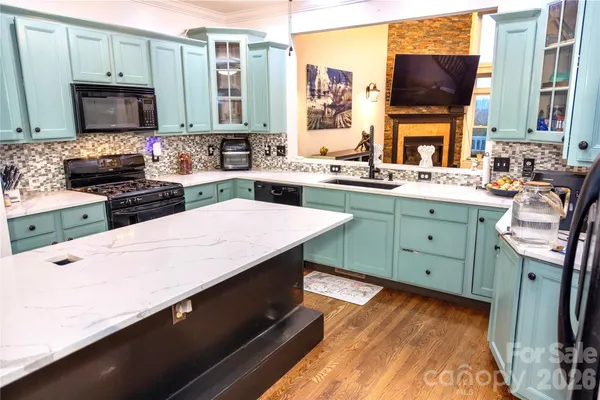 $795,000 | 5 Gemini Heights, Weaverville, NC 28787