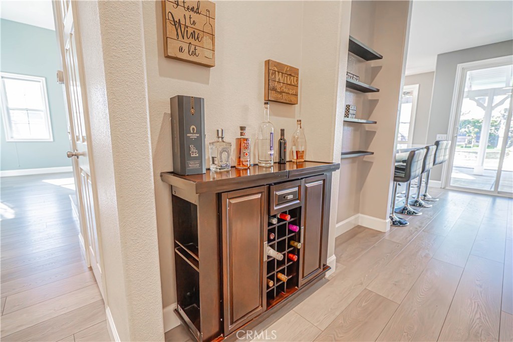 30401 Servilla Place Castaic, CA 91384 - Photo 14 of 46