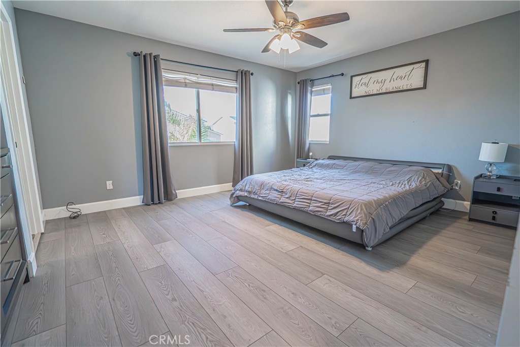 30401 Servilla Place Castaic, CA 91384 - Photo 24 of 46