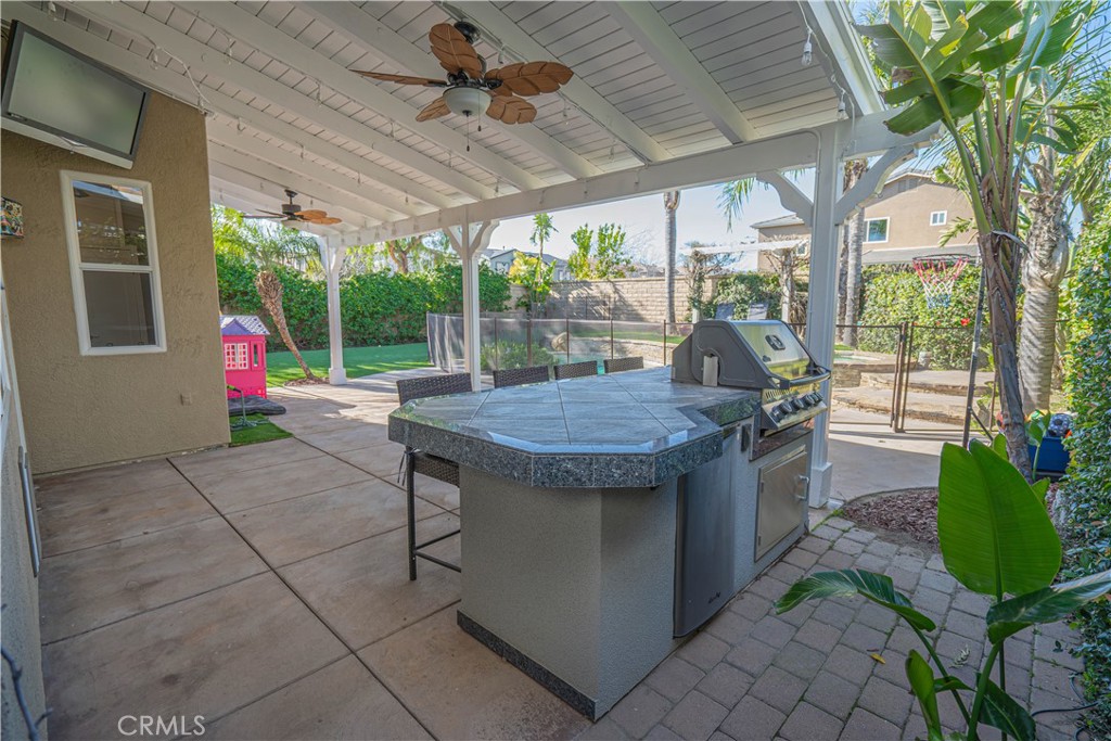 30401 Servilla Place Castaic, CA 91384 - Photo 39 of 46