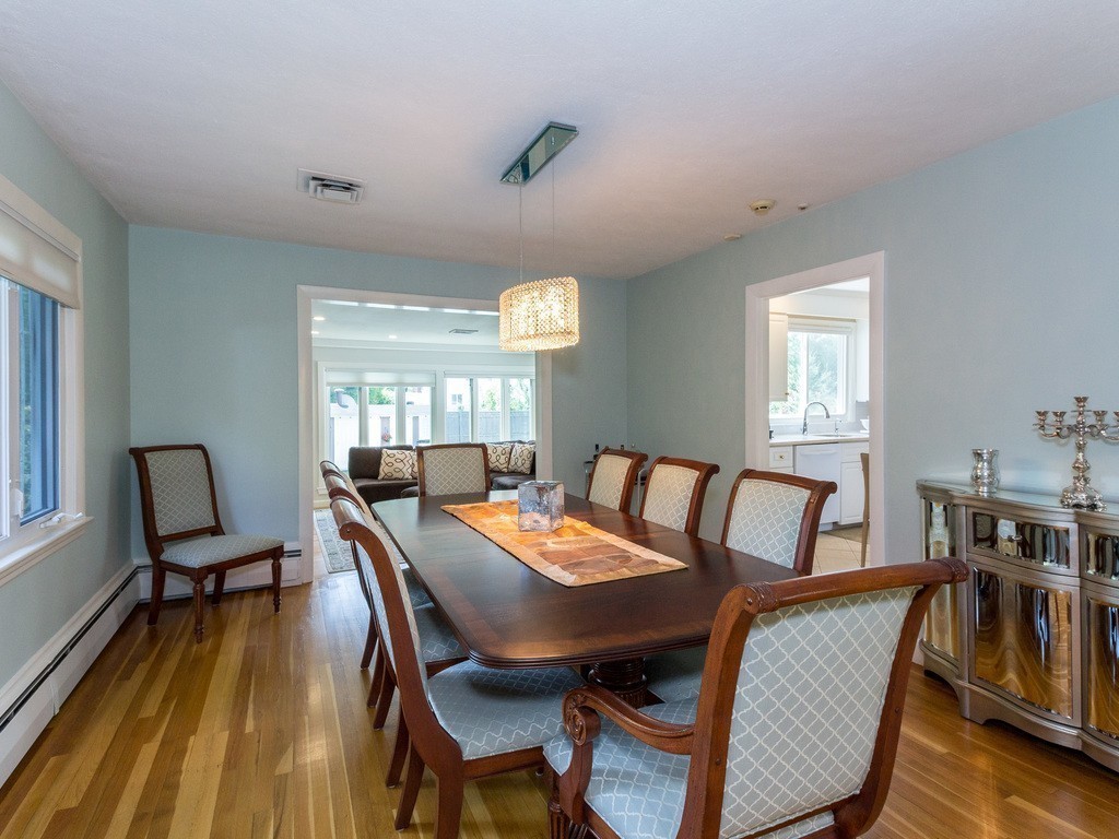 20 Levbert Road Newton, MA 02459 - Photo 8 of 28 Gallery Image 8