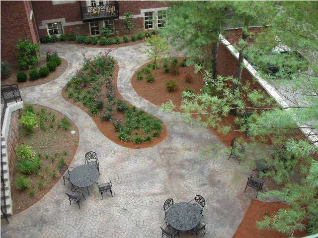 966 Cherokee Road, Unit 301 Louisville, KY 40204 - Photo 3 of 8 Additional Photo