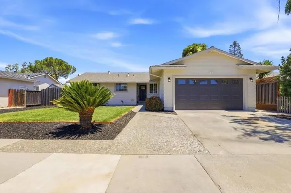 $829,999 | 8312 Kelton Drive, Gilroy, CA 95020