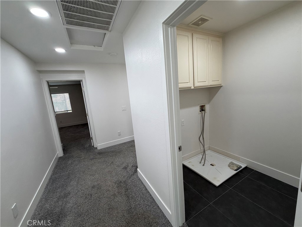 9494 Jack Rabbit Drive Rancho Cucamonga, CA 91730 - Photo 29 of 45 Hallway Upstairs