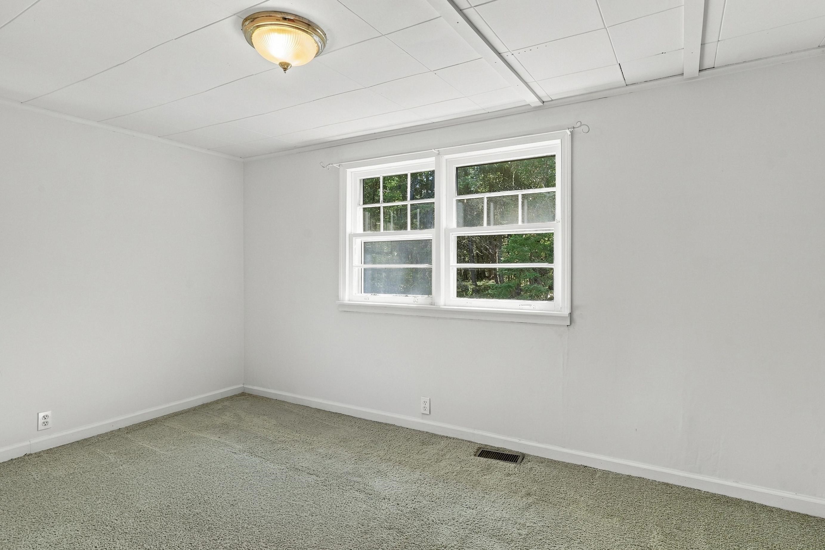 3150 North Four Mile Road Traverse City, MI 49686 - Photo 15 of 20 1951340-e22271f1-138a-4cfc-81a0-71bae0986e1d.JPG
