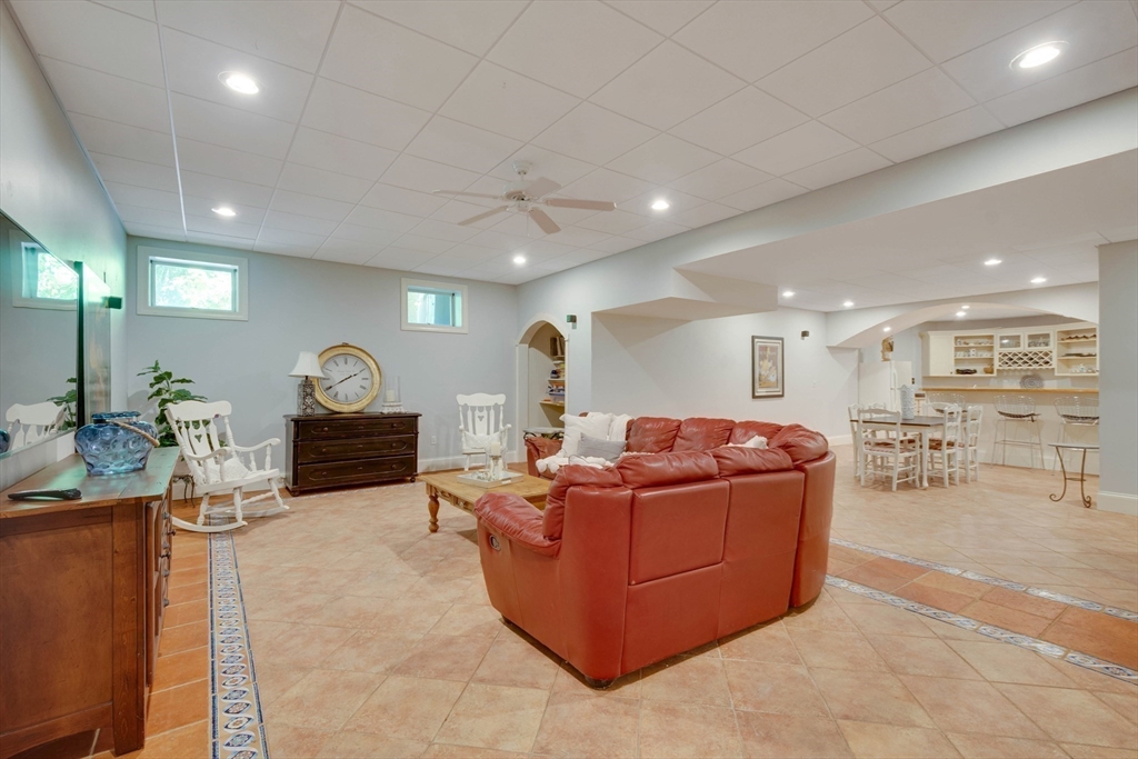 4 Wren Circle North Reading, MA 01864 - Photo 38 of 42
