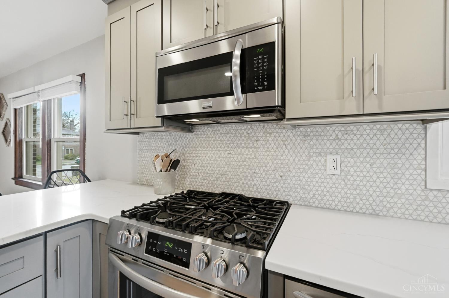 3806 Brotherton Road Cincinnati, OH 45209 - Photo 17 of 38 Gallery Image 17