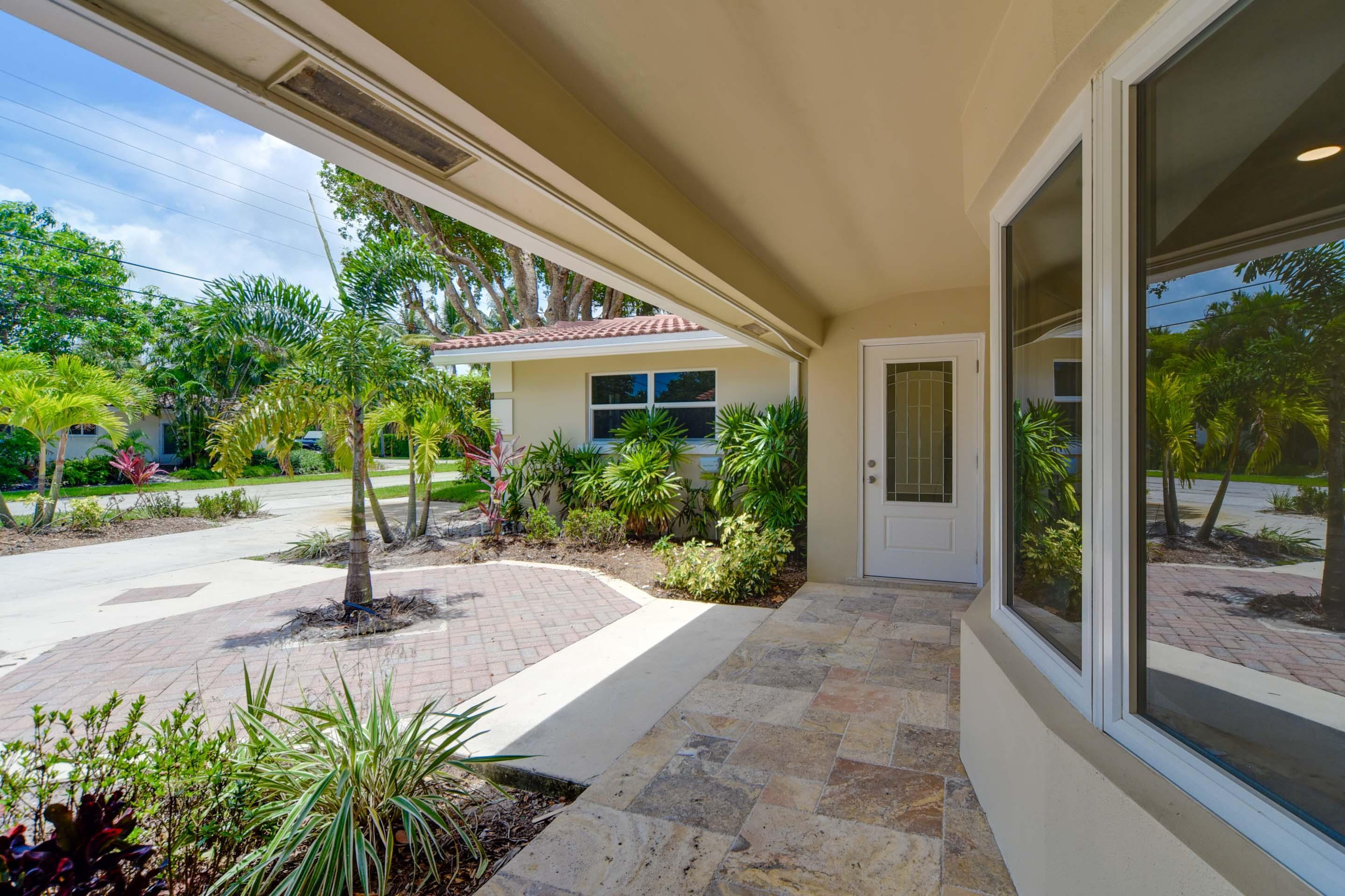 709 West Royal Palm Road Boca Raton, FL 33486 - Photo 23 of 25 20 Front Door