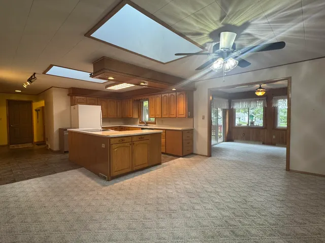 $385,000 | W5915 Lake Drive, Shawano, WI 54166