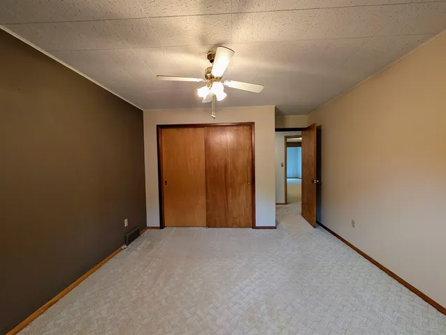 $385,000 | W5915 Lake Drive, Shawano, WI 54166