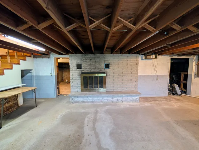 $385,000 | W5915 Lake Drive, Shawano, WI 54166