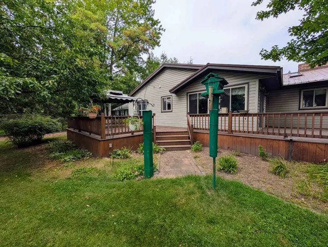 $385,000 | W5915 Lake Drive, Shawano, WI 54166