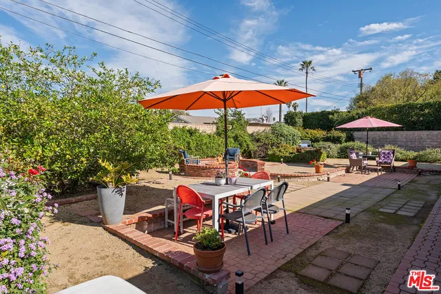 $899,000 | 22301 Leadwell Street, Canoga Park, CA 91303
