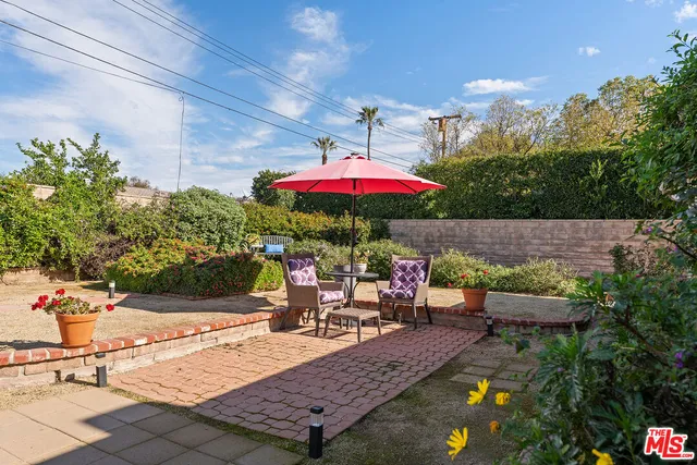 $899,000 | 22301 Leadwell Street, Canoga Park, CA 91303