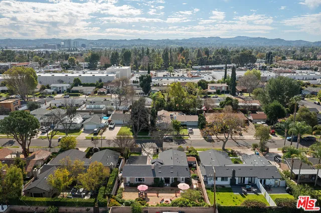 $899,000 | 22301 Leadwell Street, Canoga Park, CA 91303