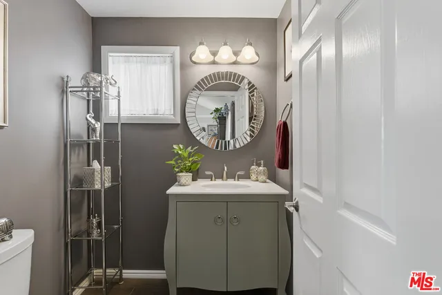 $899,000 | 22301 Leadwell Street, Canoga Park, CA 91303