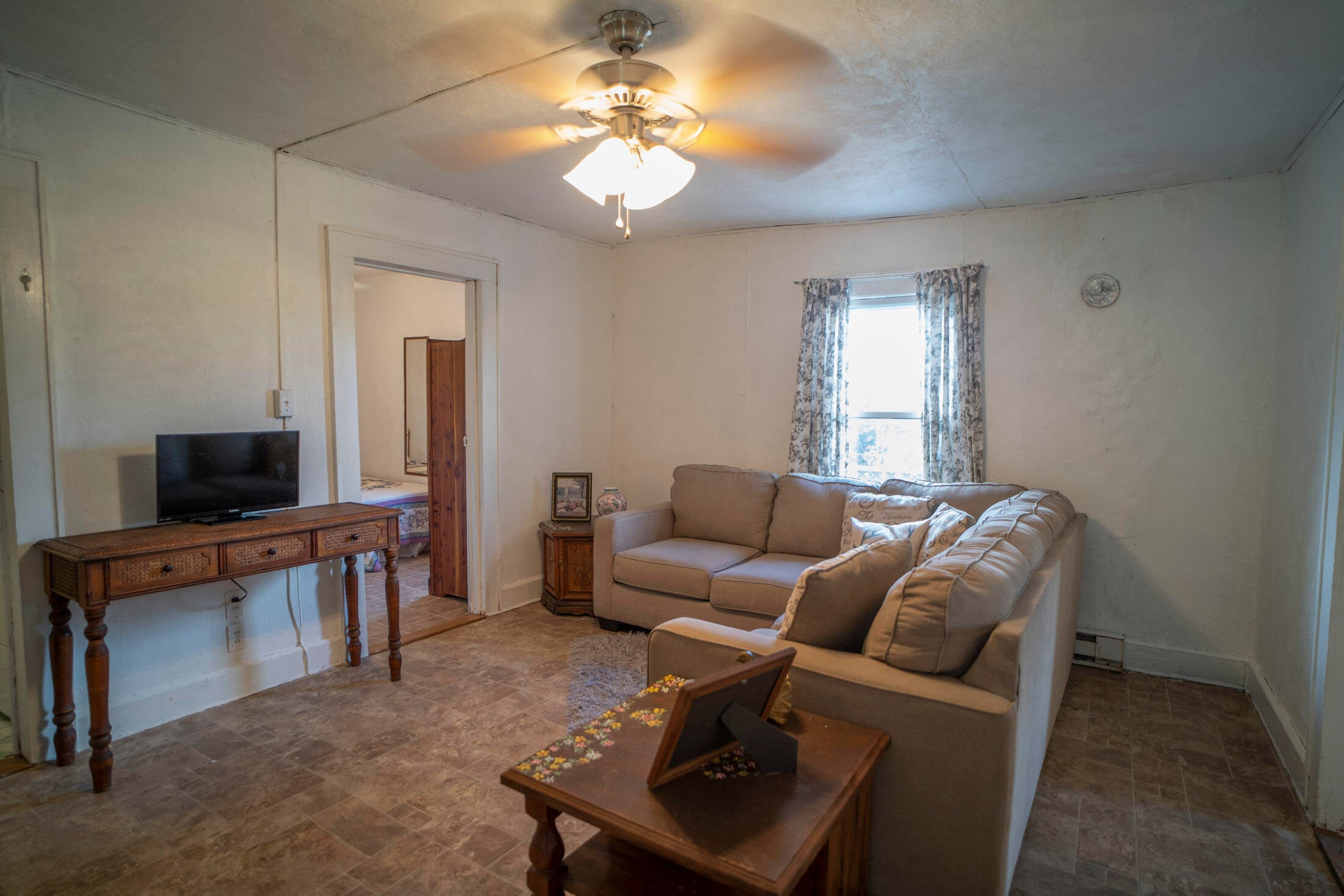 1050 Morgan Hollow Road Ronceverte, WV 24970 - Photo 12 of 30 Gallery Image 12