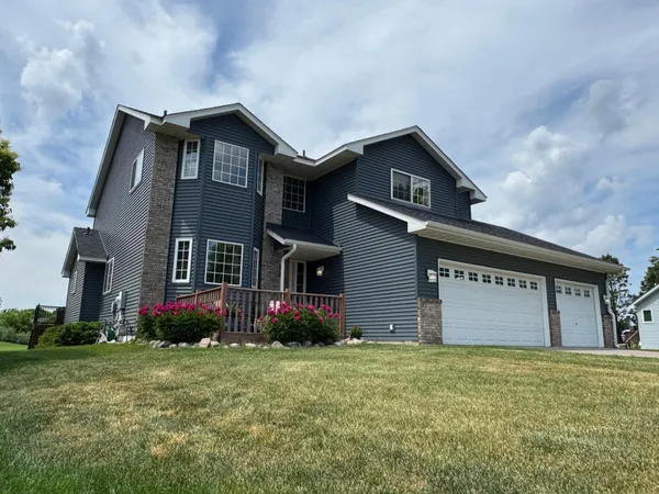 $485,000 | 10571 Karston Avenue Northeast, Albertville, MN 55301