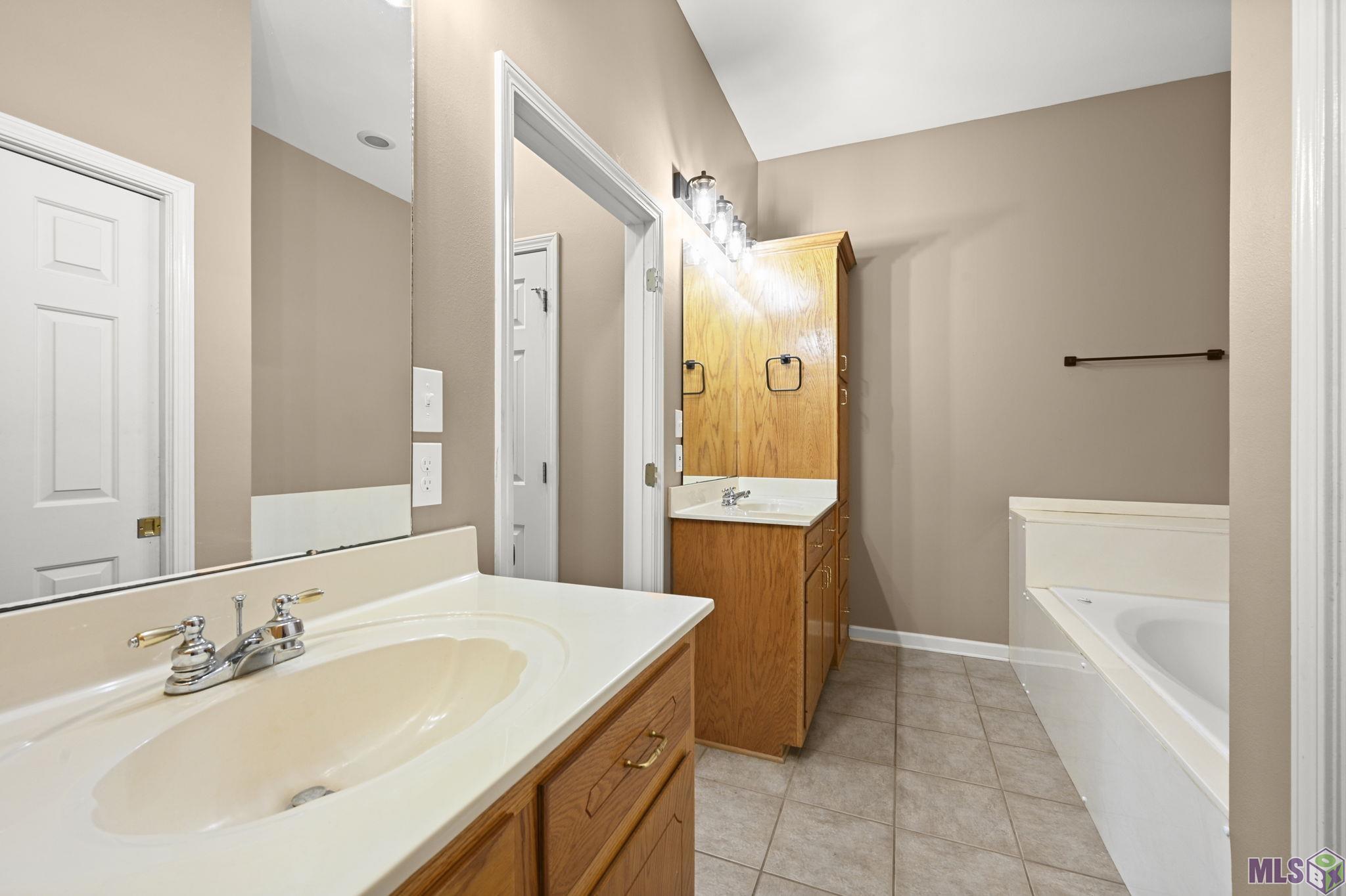37700 Walker North Road Walker, LA 70785 - Photo 8 of 18