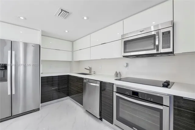 $3,000 | 780 Northeast 69th Street, Unit 1601, Miami, FL 33138