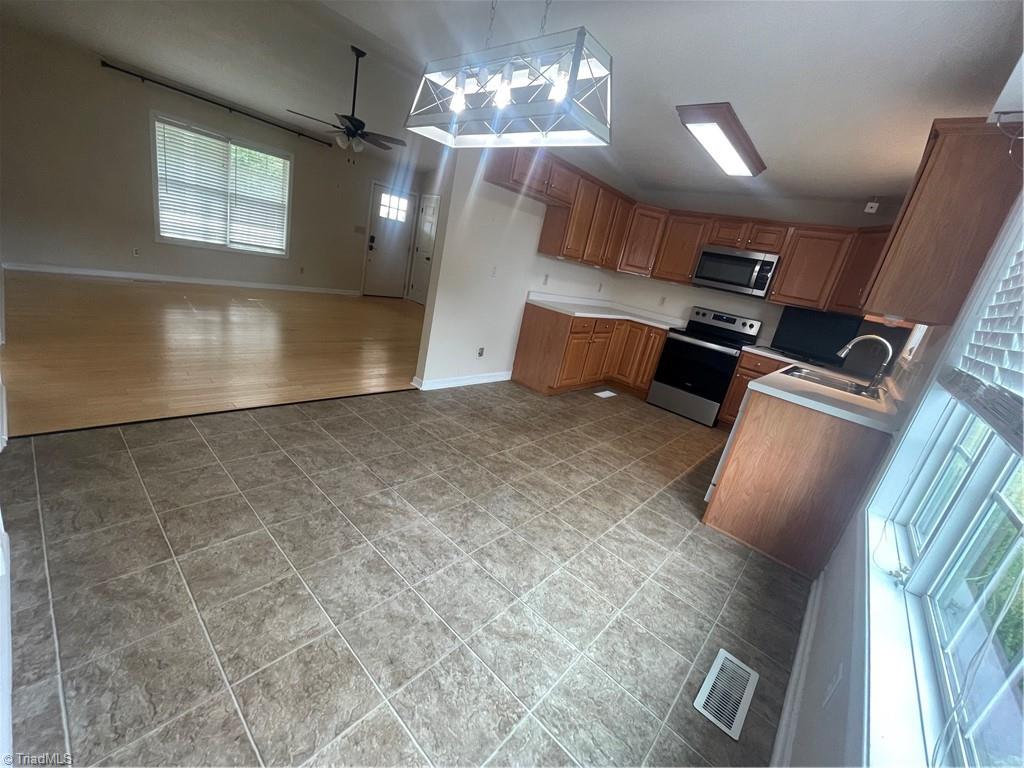 5904 Old 421 Road Liberty, NC 27298 - Photo 13 of 23