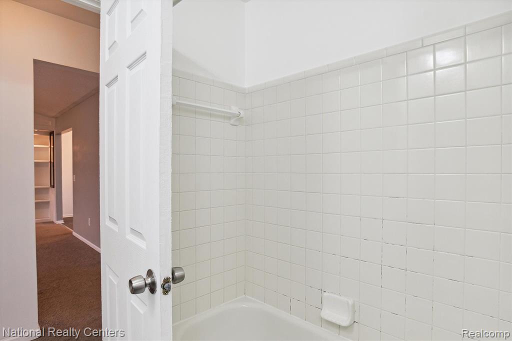 1715 Fern Court Canton, MI 48188 - Photo 21 of 41