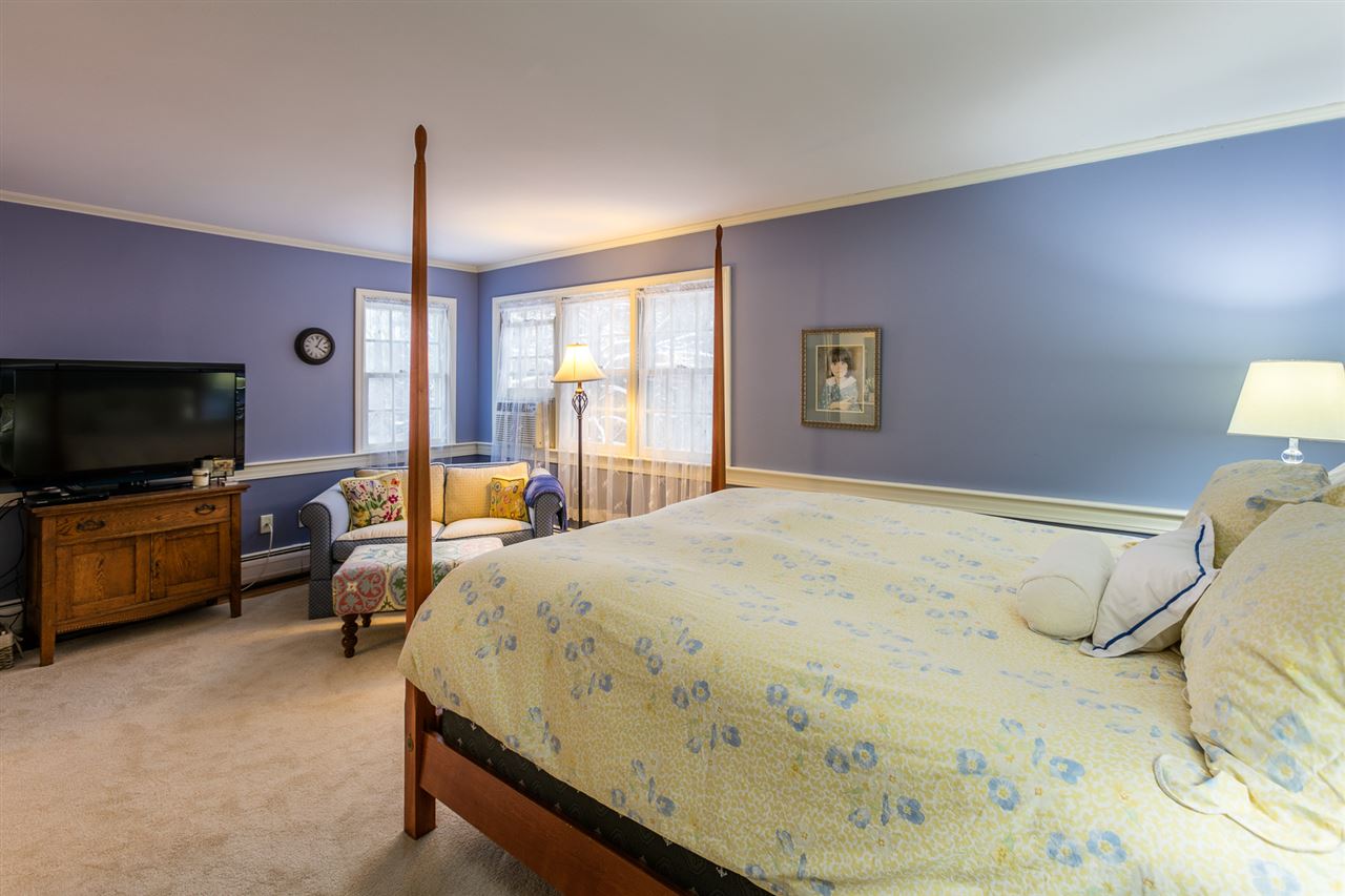 474 Crowell Road Hopkinton, NH 03229 - Photo 19 of 27 Gallery Image 19