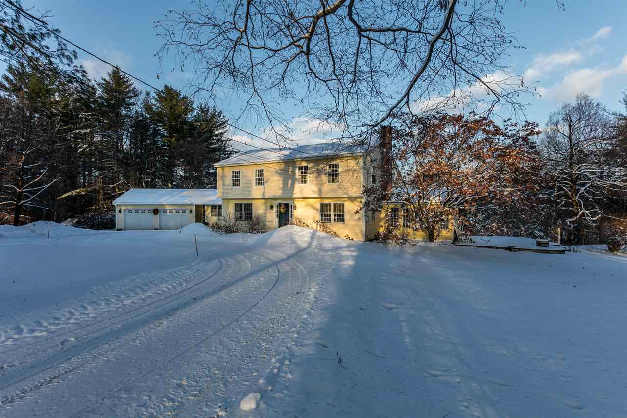 474 Crowell Road Hopkinton, NH 03229 - Photo 4 of 27 Gallery Image 4