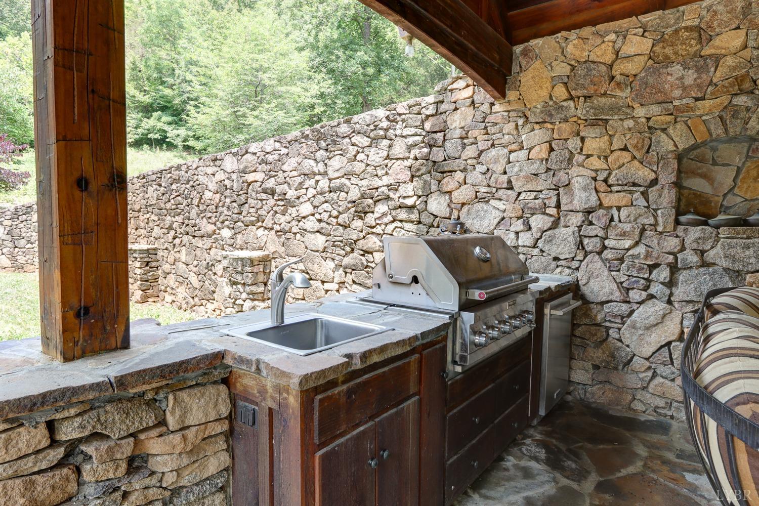 1736 Wares Gap Road Monroe, VA 24574 - Photo 62 of 98 Gallery Image 62