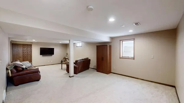 $334,787 | 203 3rd Street Southwest, Medford, MN 55049