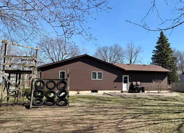$334,787 | 203 3rd Street Southwest, Medford, MN 55049