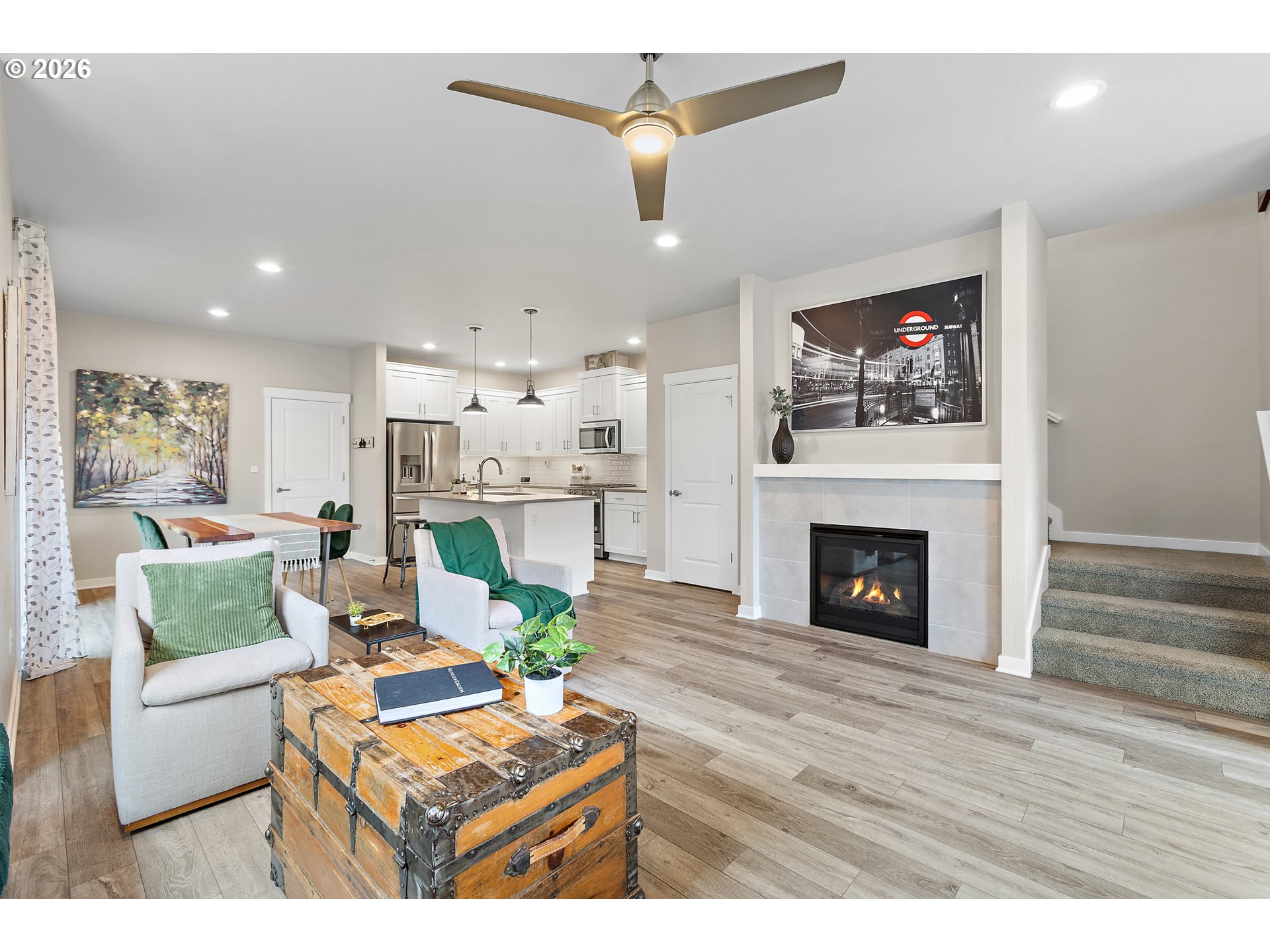 7262 Southwest Woodbury Loop Wilsonville, OR 97070 - Photo 4 of 33