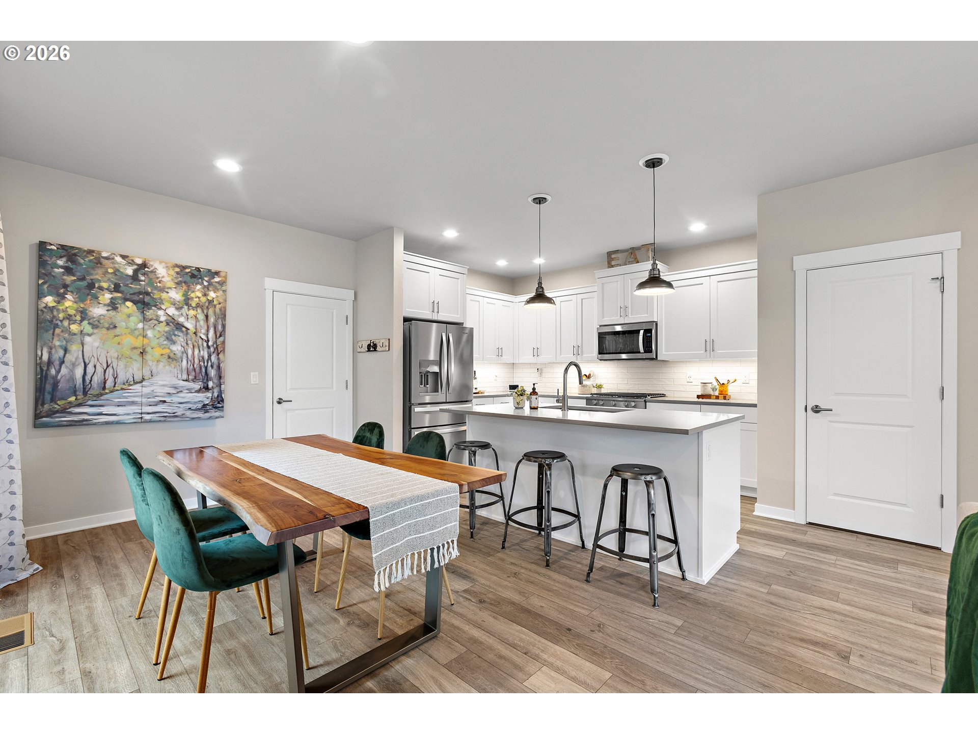 7262 Southwest Woodbury Loop Wilsonville, OR 97070 - Photo 5 of 33