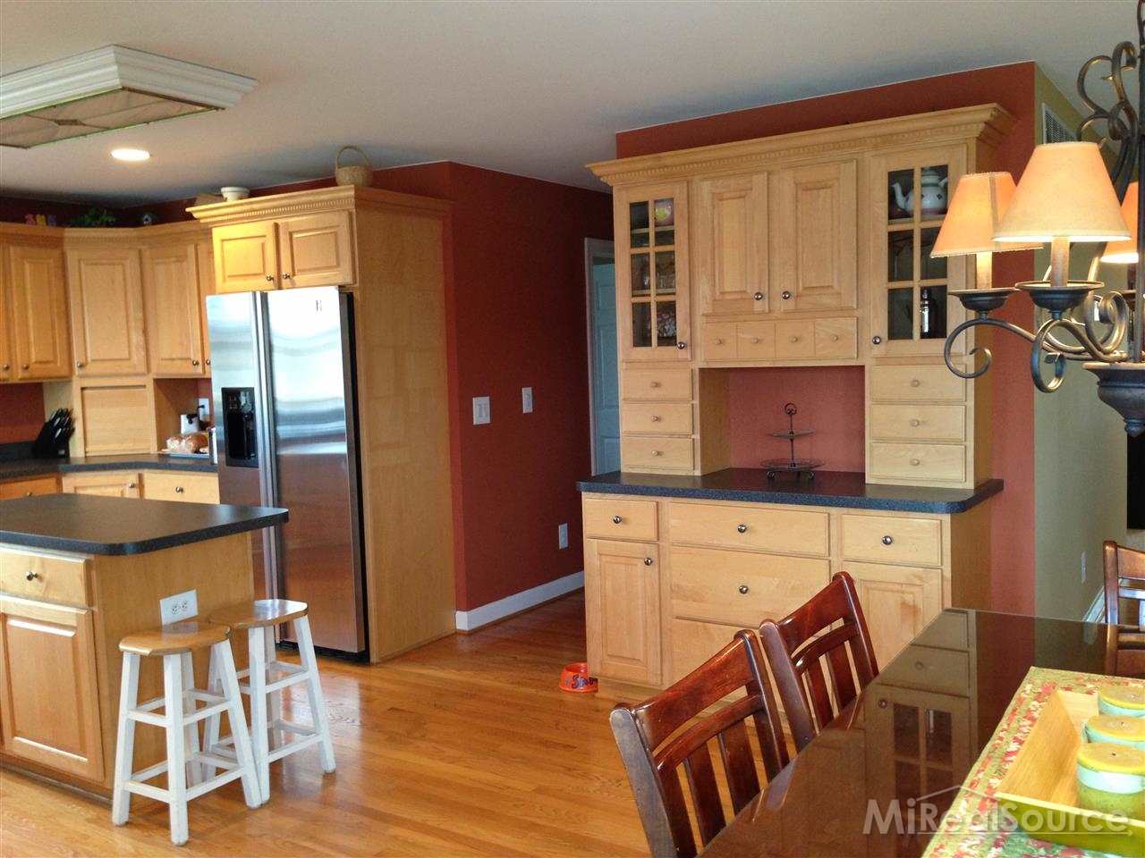 8762 Short Cut Road Fair Haven, MI 48023 - Photo 9 of 27 31174905-8.JPG