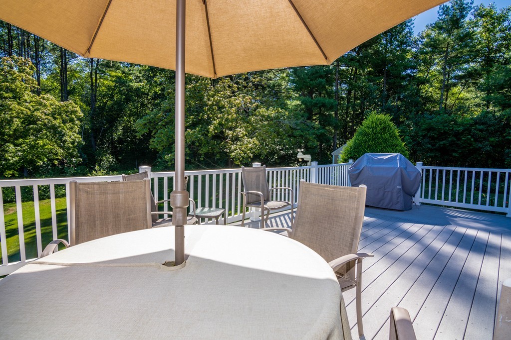 19 Ross Road Holyoke, MA 01040 - Photo 18 of 19
