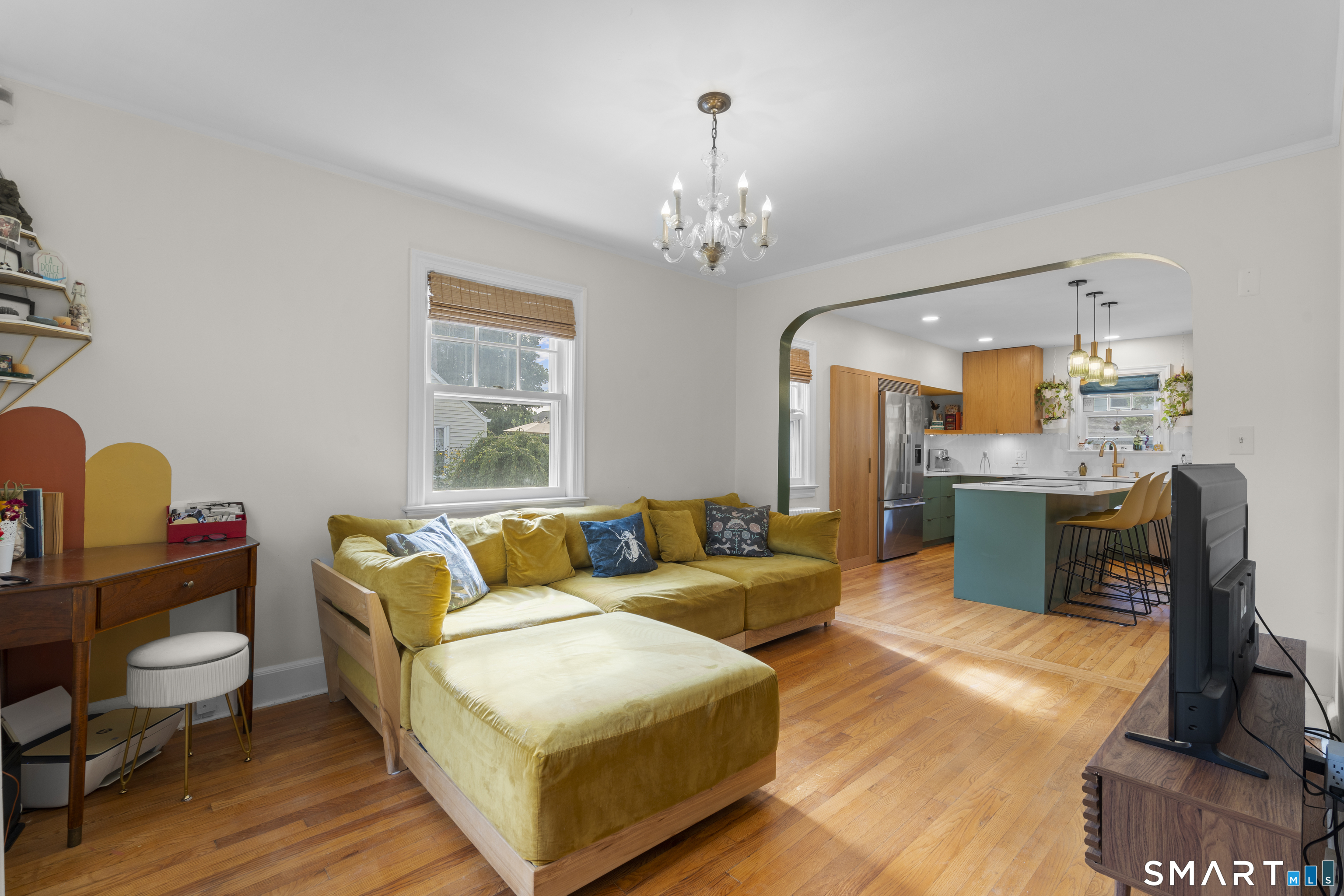 17 Alton Road Stamford, CT 06906 - Photo 5 of 38 Gallery Image 5