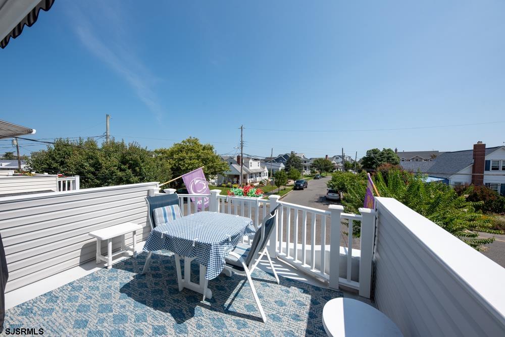 336 West Surf Road Ocean City, NJ 08226 - Photo 24 of 29 a view of a chairs and table in patio