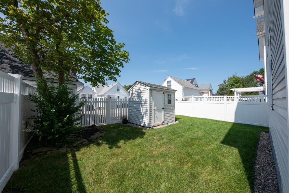 336 West Surf Road Ocean City, NJ 08226 - Photo 28 of 29 a view of a house with backyard