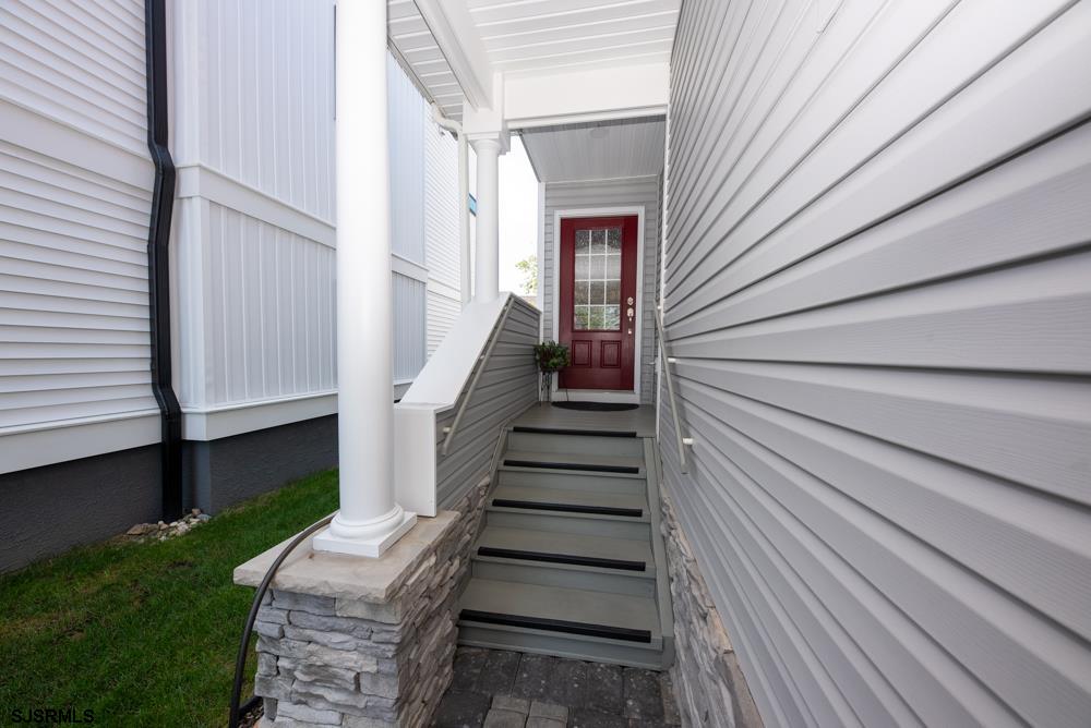 336 West Surf Road Ocean City, NJ 08226 - Photo 5 of 29 a view of entryway with a front door